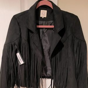 Fantastic Fawn NWT size small fringe suede feeling jacket!